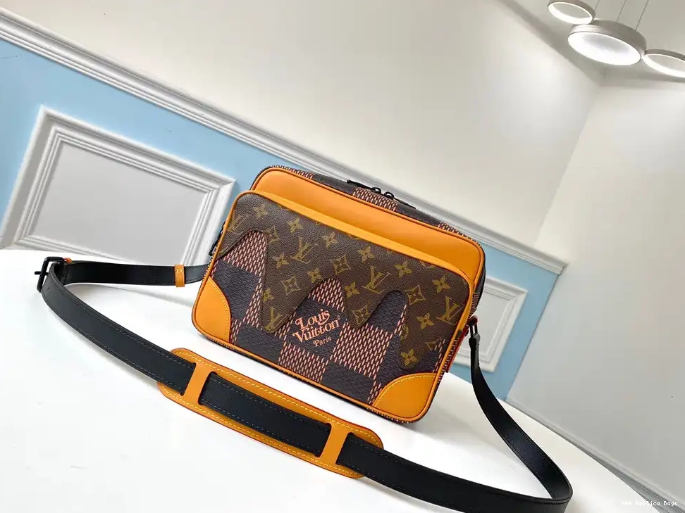 Aaa replica ru MESSAGER VUITTON BAG LOUIS 0629